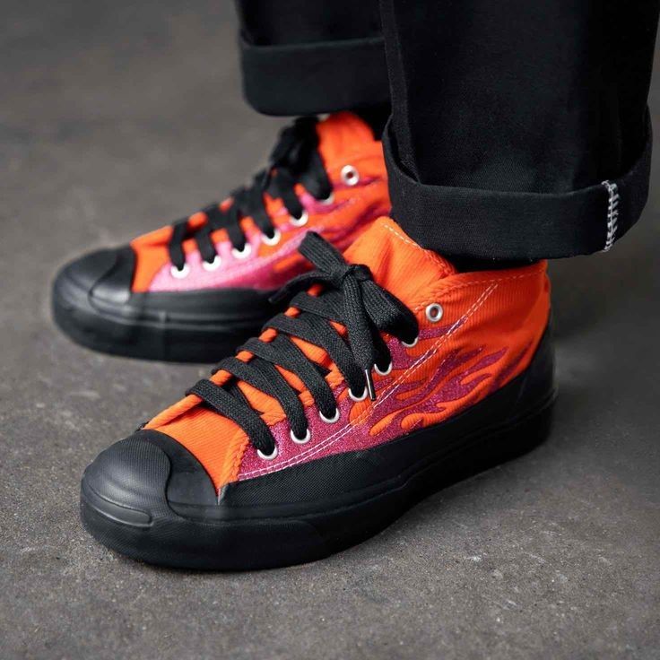 Converse x A$AP Nast (Category: Sneakers) located in Quezon City. Submitted by 2buy4 (Listing ID 1467108107, Image 1). Description: Converse x A$AP Nast Vgood condition presentable/no box size 8.5US 1,800 shipped Lalamove/Gogoxpress QC 📩.