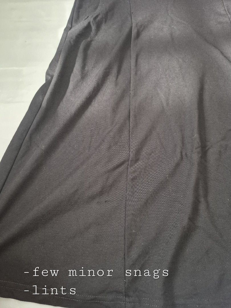 Coquette Black Simple Dress (Category: Dresses) located in Calamba. Submitted by bb.lace (Listing ID 1466973492, Image 3). Description: with flaws as shown above.