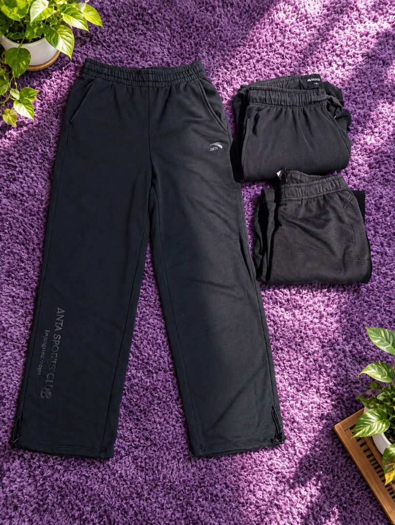Cotton baggy pants aspack (Category: Trousers) located in Kabankalan. Submitted by karlkulot_crystal (Listing ID 1466980115, Image 1). Description: aspack baggy pants tatlong solid na pants 800 shipped na po, napakamura, excellent condition pa yung tatlo, walang issue Isang ANTA SPORT, ATHLETIC, MAX:MORE pm for more details.