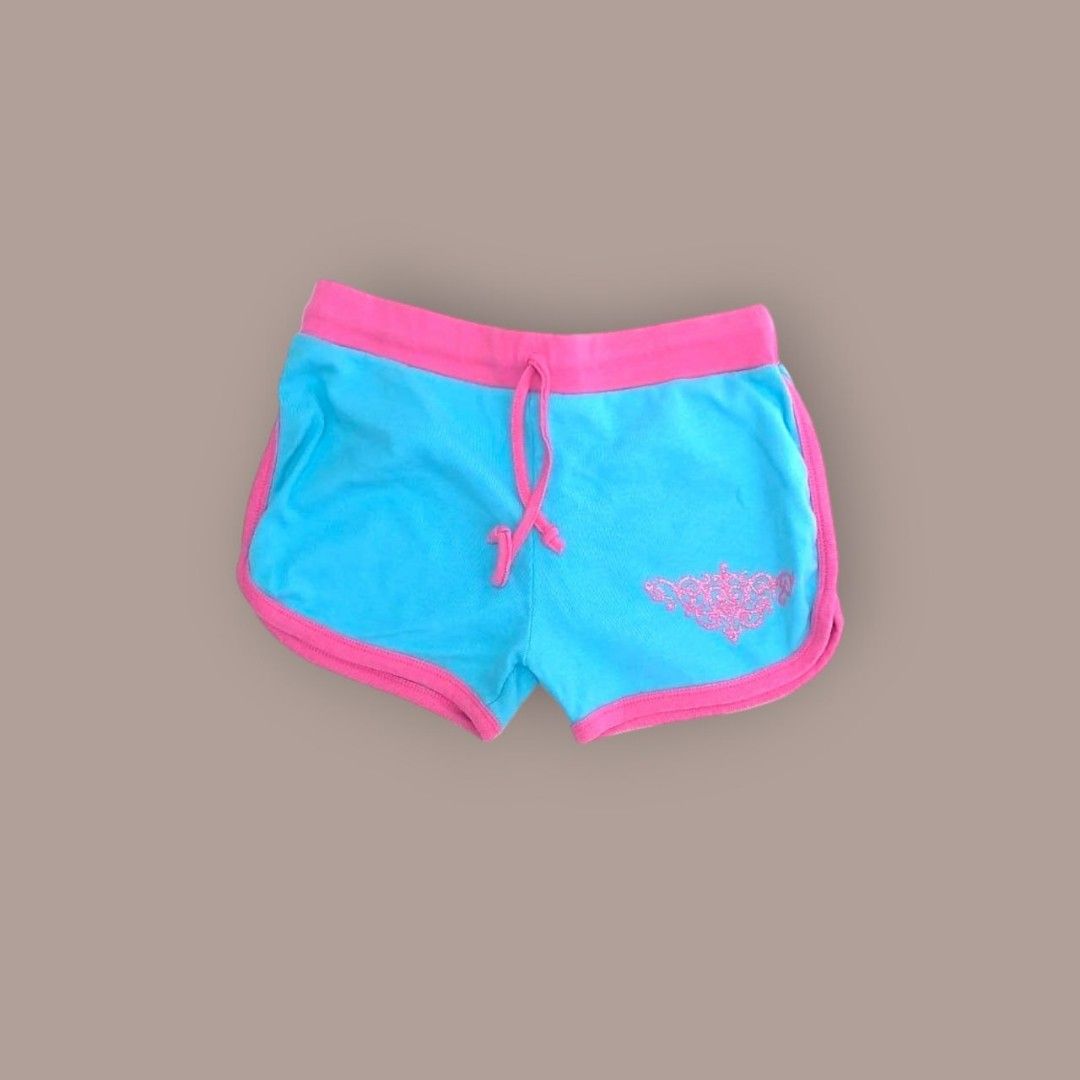 Cotton Shorts (Category: Shorts) located in Davao. Submitted by blueberrycheesecake_03 (Listing ID 1467082912, Image 1). Description: - Color: blue with pink bias -size: waistline can be stretch up to 27 inches - Material: 100% soft cotton, made in Thailand - Features: Adjustable drawstring, elastic waistband, and a small decorative graphic on the right leg - no issues.