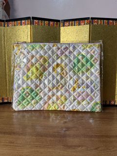 (Category: ) located in . Submitted by lunashop14 (Listing ID 1467164308, Image 1). Description: .