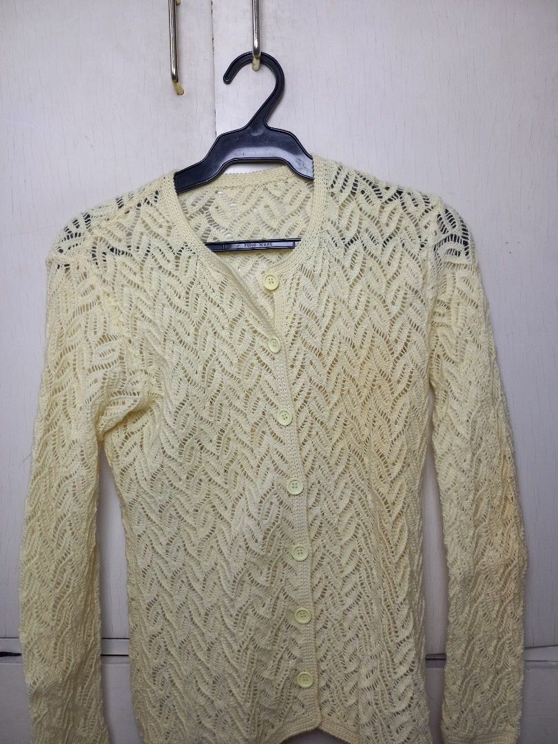 Cream Crochet Button-Up Cardigan (Category: Coats, Jackets and Outerwear) located in Manila. Submitted by einnorsells (Listing ID 1466999423, Image 1). Description: - Color: Cream - Style: Openwork wavy lace pattern with front button closure and long sleeves - Material: Lightweight, soft-touch knit - Versatility: Great layering piece for cooler weather - Condition: Excellent / Ready to wear 📌 gcash / gotyme / bank 📌 ggx / sdd / jnt.