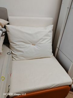 （分類：）位於 。 由 vuvuzela 提交（商品編號 1467088320，圖片 1）。簡介： 。