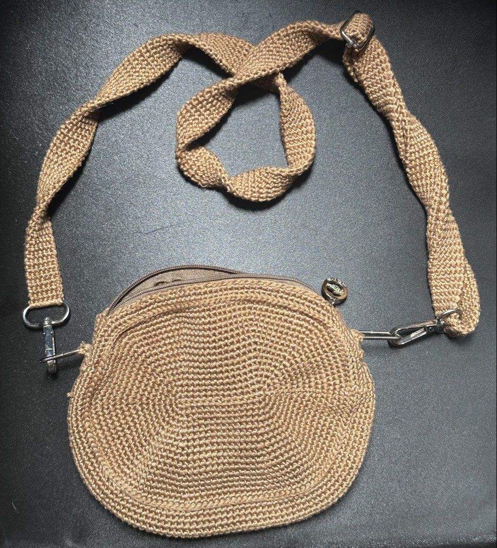 Crochet Bear Bag (Category: Sling Bags) located in Baguio. Submitted by prettygirl_kaplaan (Listing ID 1466990440, Image 3). Description: Nakatambak laing .