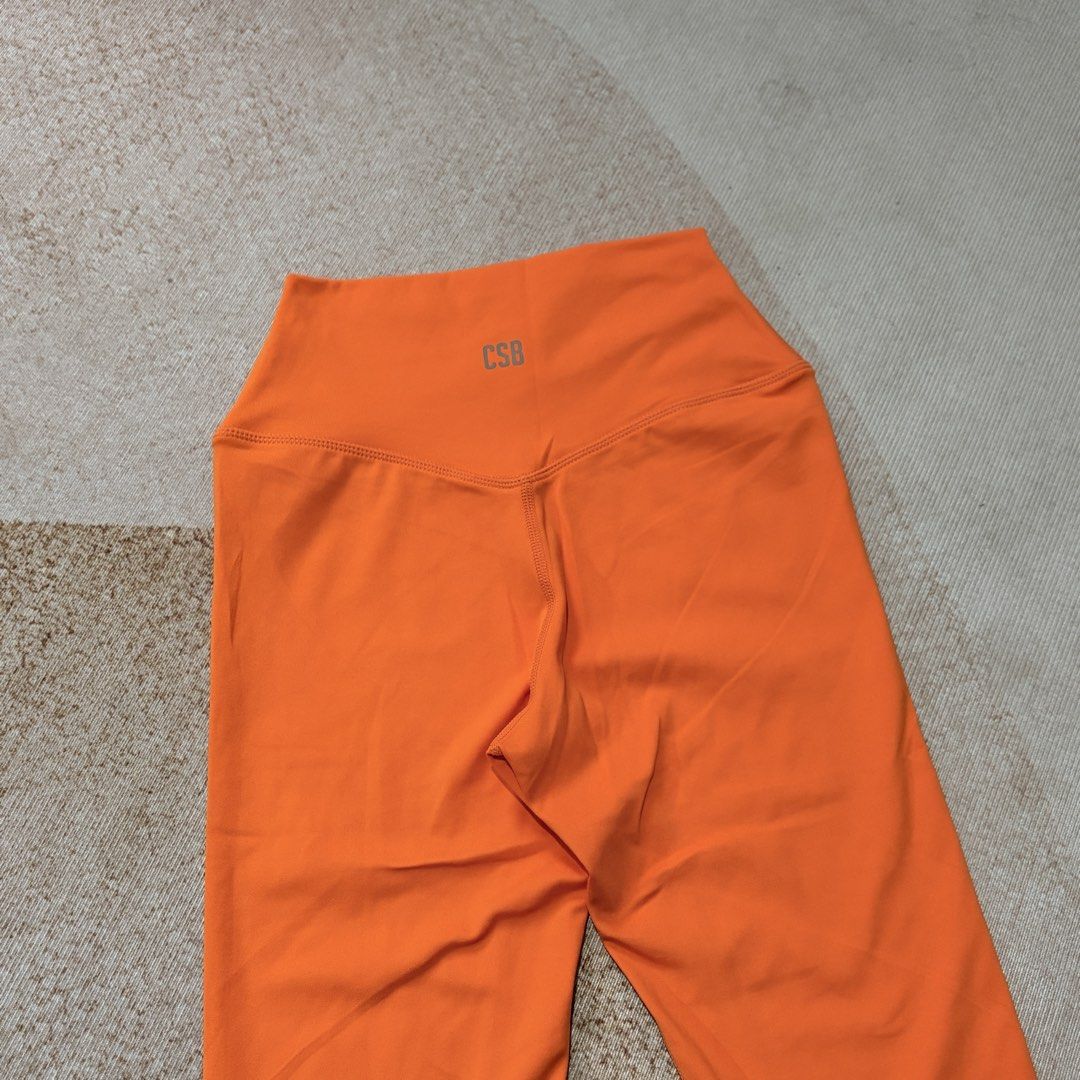 CSB LEGGINGS (Category: Activewear) located in Manila. Submitted by justin.jeyeneyshop (Listing ID 1467141255, Image 1). Description: CSB SMALL (20-27/35).