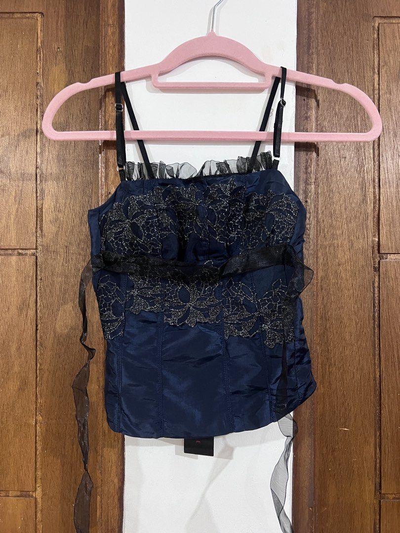 Cute Lace Top (Category: Sleeveless) located in Bacoor. Submitted by pktd10 (Listing ID 1466973383, Image 1). Description: .