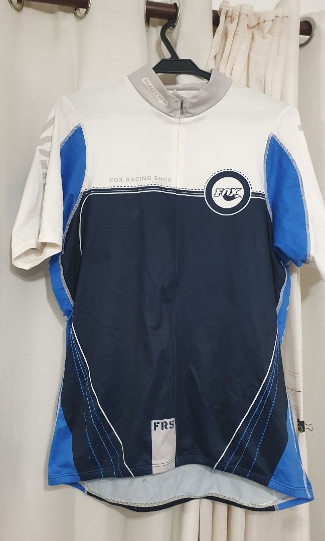 Cycling jersey fox (Category: Bicycles) located in Las Pinas. Submitted by rng.ph (Listing ID 1467087406, Image 1). Description: godd condition cycling jersey fox 1k green 500 red long sleeves 500 all for 1.5k.