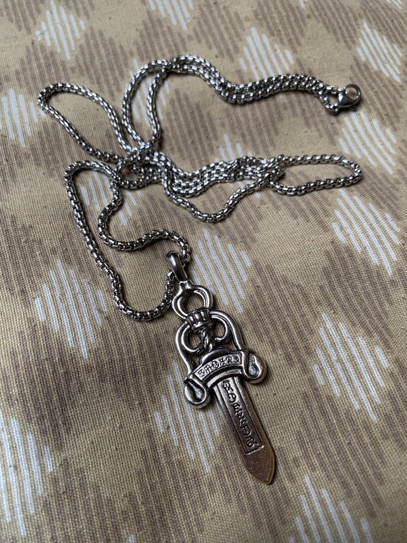 Dagger Pendant Necklace (Category: Necklaces) located in Plaridel. Submitted by sonofthe.dawgg (Listing ID 1466989635, Image 2). Description: Location: Bulacan.