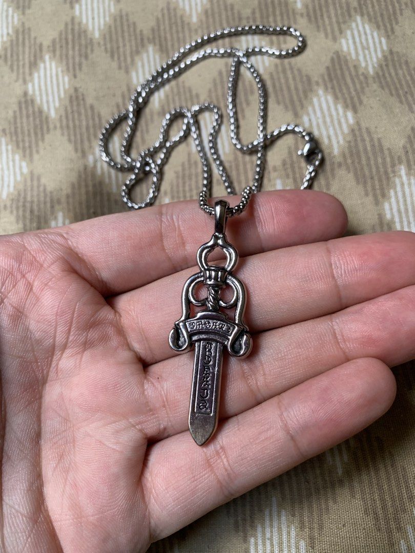 Dagger Pendant Necklace (Category: Necklaces) located in Plaridel. Submitted by sonofthe.dawgg (Listing ID 1466989635, Image 3). Description: Location: Bulacan.