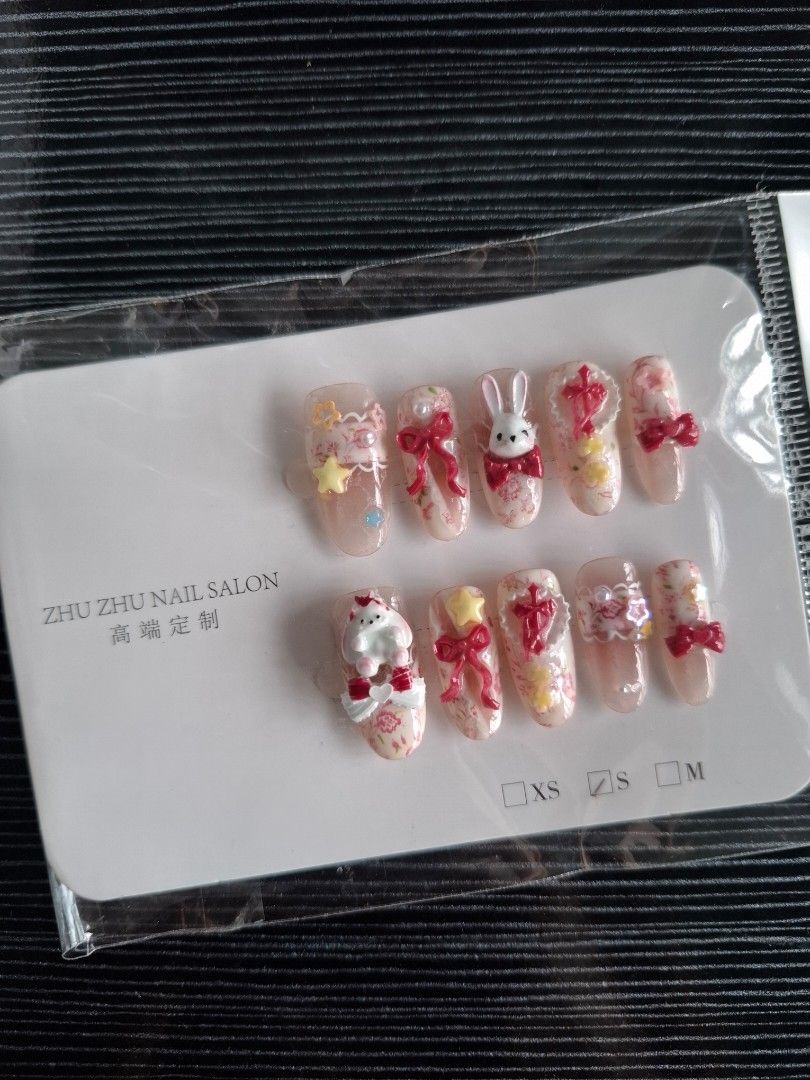 DECLUTTERING 🎀 SMALL SIZE | PRESS ON NAILS (Category: Hands & Nails) located in Cavite. Submitted by affordiethrifty (Listing ID 1466228664, Image 1). Description: ♡ Brandnew ♡ Small size ♡ Zhuzhu nails ☆ Free (1) jelly tabs ☆ Free nail tool kits ♧ Visit my profile for more... .