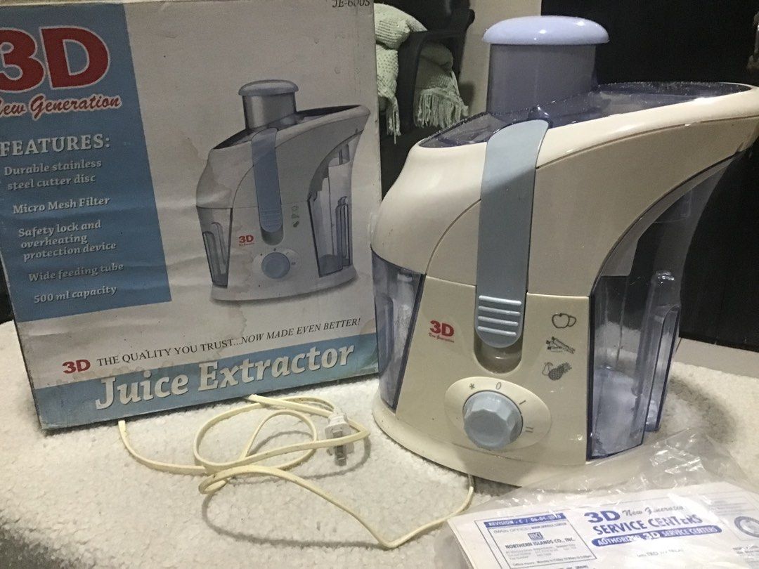DEFECTIVE - 3D New Generation Juice Extractor JE-600S (Category: Juicers, Blenders & Grinders) located in Quezon City. Submitted by rufsjack488 (Listing ID 1467012857, Image 3). Description: - Condition: Defective but slightly used only - Model: 3D New Generation Juice Extractor JE-600S - Durable stainless steel cutter disc and micro mesh filter for smooth juice - Safe to use with built-in safety lock and overheating protection - Convenient wide 