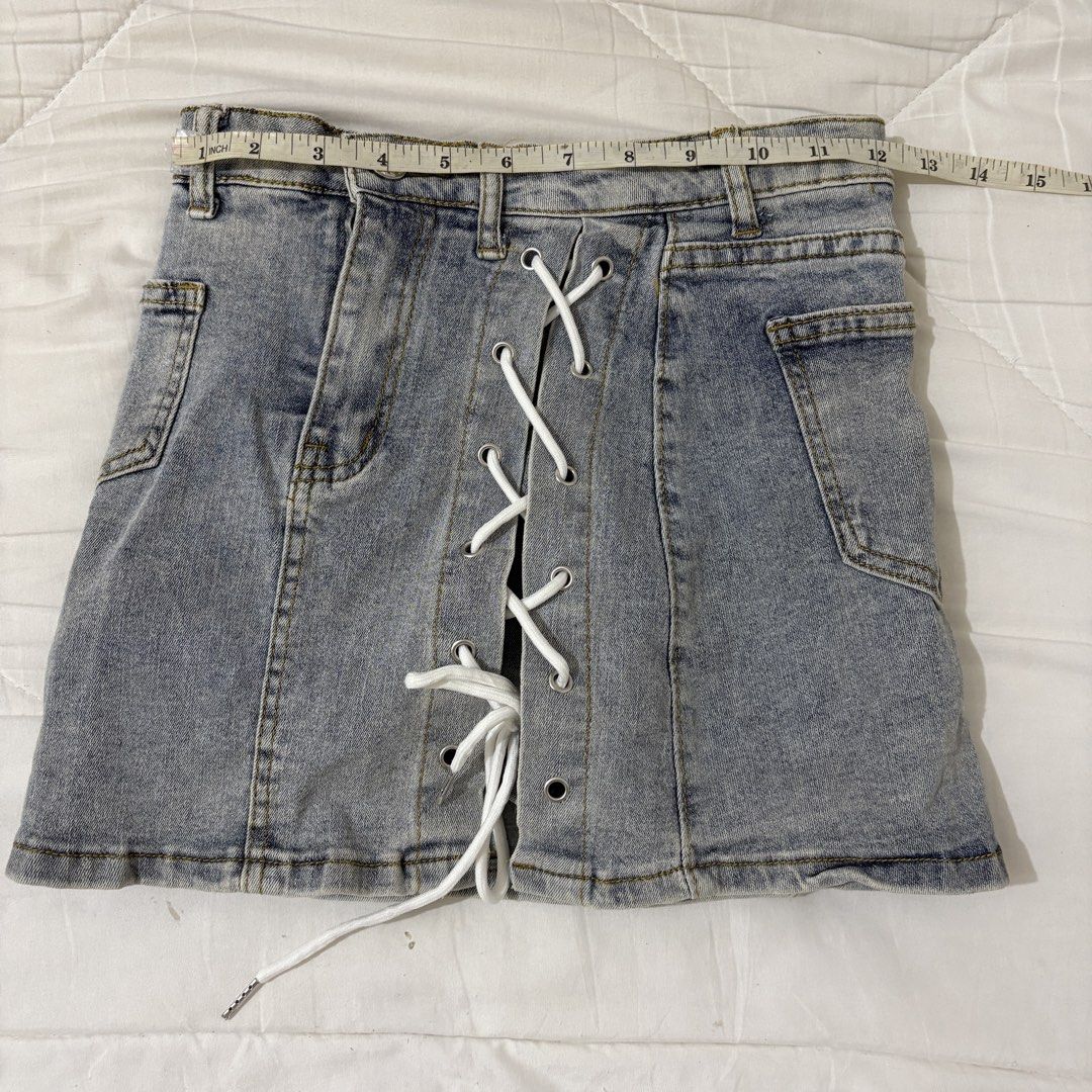 Denim Skort - Stretchy (Category: Skirts) located in Dasmarinas. Submitted by twiceasnewph (Listing ID 1467122582, Image 1). Description: Preloved size waist 24-28 inches length 13 inches Rfs: decluttering.