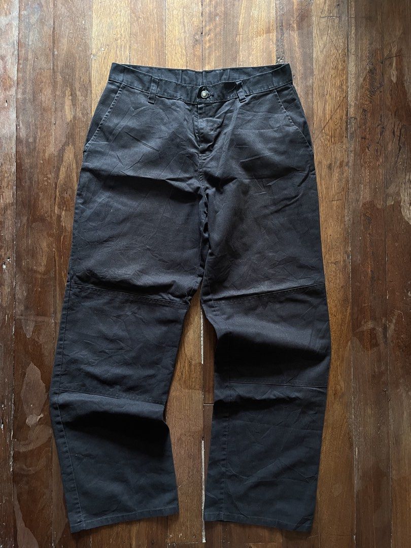 Dickies Double Knee Work Pants (Category: Jeans) located in Los Banos. Submitted by lootmeup (Listing ID 1467056251, Image 2). Description: Dickies Double Knee Work Pants Vintage faded color Size: Width: 32 Length: 41 Leg opening: 13 Leg hole: 9.5 Mine P600.