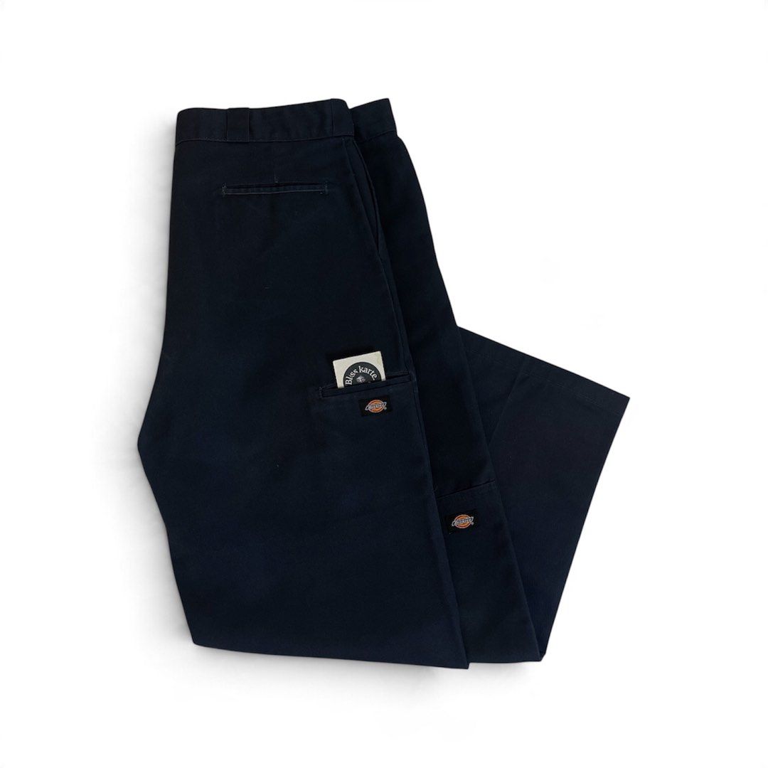 Dickies Pants Loose Fit Double Patch (DARK NAVY) (Category: Chinos) located in Taguig. Submitted by _blisskarte_ (Listing ID 1467056583, Image 2). Description: Price: ₱1,800 Dickies Pants Loose Fit Double Patch (DARK NAVY) • width: 44 • length: 45 • leghole: 11 📍Guadalupe Cembo, Taguig 🚚Via J&T / Lalamove / Meet-up.