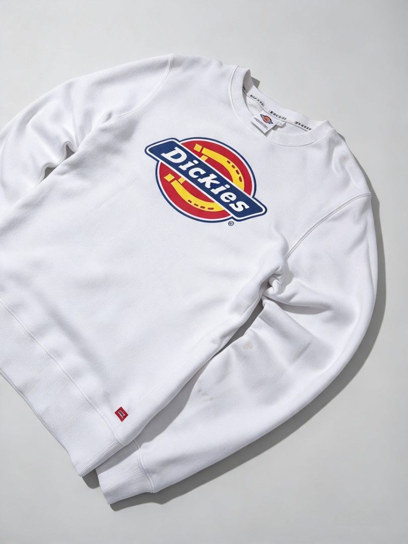 Dickies sweatshirt/ crewneck (Category: Hoodies) located in Cavite. Submitted by behindourstyle (Listing ID 1467097557, Image 1). Description: 500 only fix ✅️ Solid neto guys 🔥 Para sa big boys or gusto ng over size ✅️ Large to xl fittings ✅️.