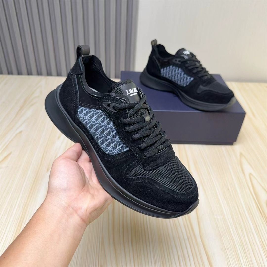 Dior Black Oblique Runner Sneakers(Custom-made) (Category: Sneakers & Footwear) located in Valenzuela. Submitted by langit_wind (Listing ID 1467113131, Image 1). Description: Standard size: 38-44 Grade: Same as official website Material: Officially matched material, comfortable and breathable lining, lightweight, soft, and wear-resistant outsole.