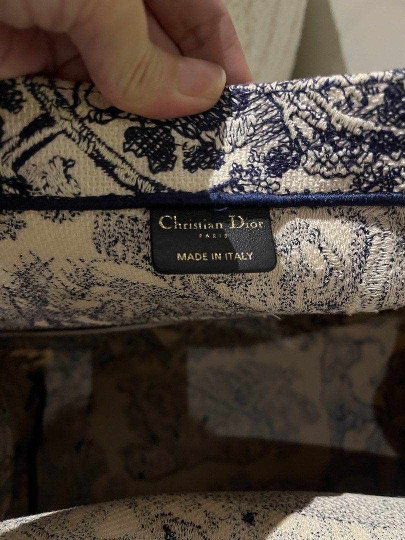 Dior book tote (Category: Luxury Bags & Wallets) located in Manila. Submitted by creamcarol (Listing ID 1467129399, Image 2). Description: .