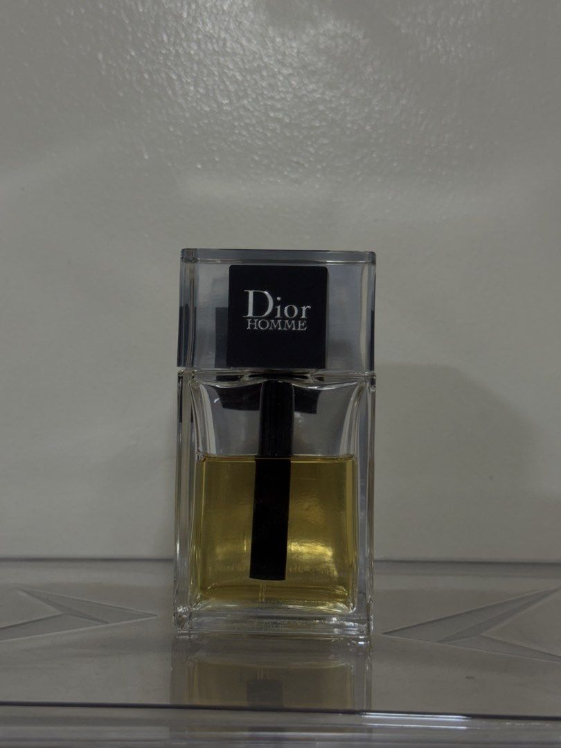 dior homme edt (Category: Fragrance & Deodorants) located in Calumpit. Submitted by kleb_ezkiel (Listing ID 1467162218, Image 1). Description: p1/p2 dior homme edt 70ml - fp ₱4,500 negotiable .