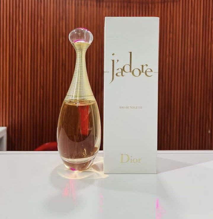DIOR J'adore (Category: Fragrance & Deodorants) located in Bulacan. Submitted by shopwithme_23 (Listing ID 1467144851, Image 1). Description: •BNIB •EDT •100ml ₱8,960 onlyy Retails for 11k .
