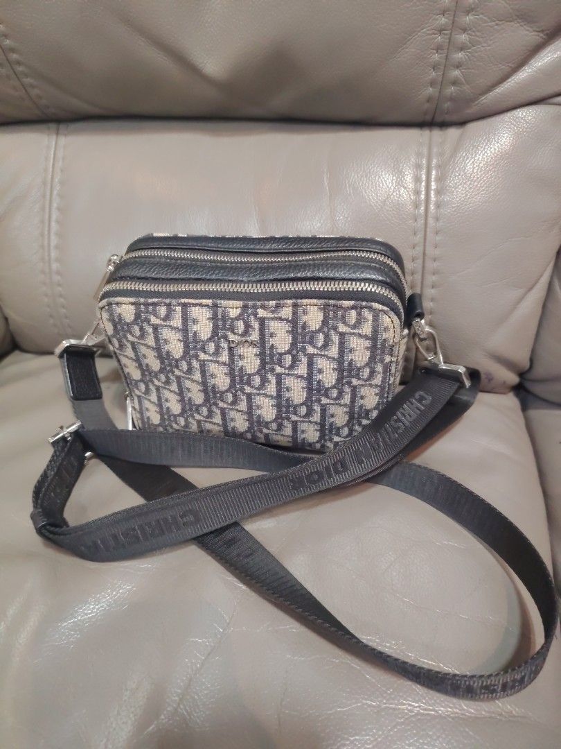 Dior sling (Category: Luxury Bags & Wallets) located in Manila. Submitted by xiobai (Listing ID 1466989291, Image 1). Description: VERY NICE SA ACTUAL.