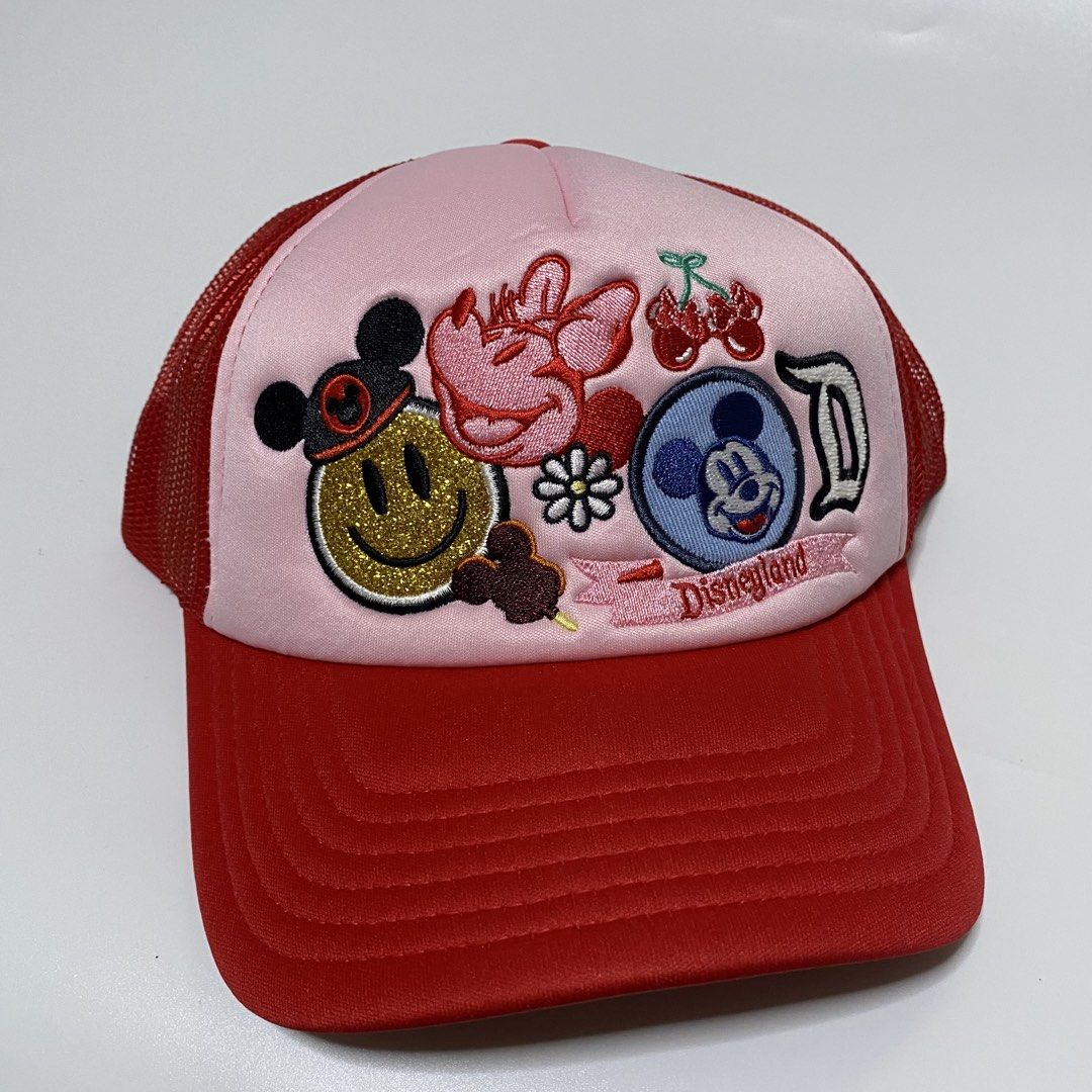 disney official merch (Category: Caps & Hats) located in Quezon City. Submitted by hatlocker (Listing ID 1466980519, Image 1). Description: ₱500.00 only dm.