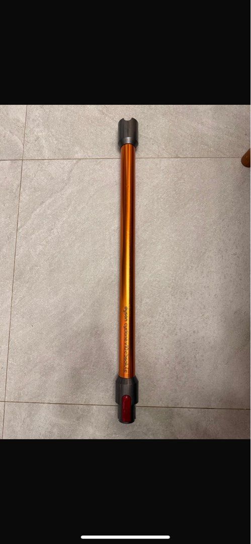 Dyson Cyclone V10 Absolute vacuum cleaner attachments and accessories （分類：吸塵機 ＆ 家居清潔電器）位於 Hong Kong。 由 teacup.trove 提交（商品編號 1467130567，圖片 2）。簡介： Dyson Cyclone V10 Absolute attachments and charging accessories. Orange wand included alongside two main cleaner heads, mini motorized tool, crevice tool, combination tool, soft dusting brush, dock station, and power adapter with UK plug. Everything pictured goes together as a full set for cleaning floor