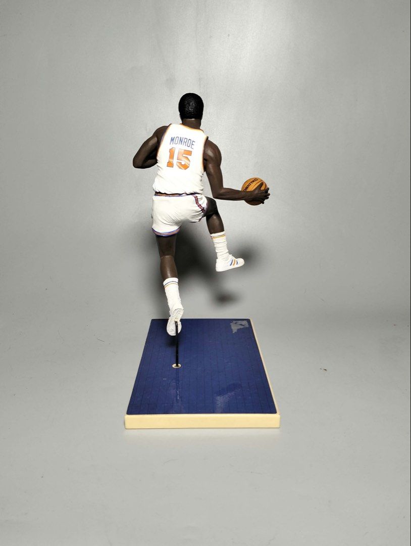 Earl Monroe | New York Knicks | NBA McFarlane Legends (Category: Figurines & Statues) located in Imus. Submitted by geloman23 (Listing ID 1466973533, Image 2). Description: Earl Monroe | New York Knicks | NBA McFarlane Legends - ₱850 Condition : Damage base decal *Actual photo posted First to pay basis❗❗❗ Priority - ASAP buyer No reservation FIRM PRICE Location : Imus Cavite Shipping 🚘 -Lalamove -J&T door to door Mode of payment 💰 -Gcash 🫶.