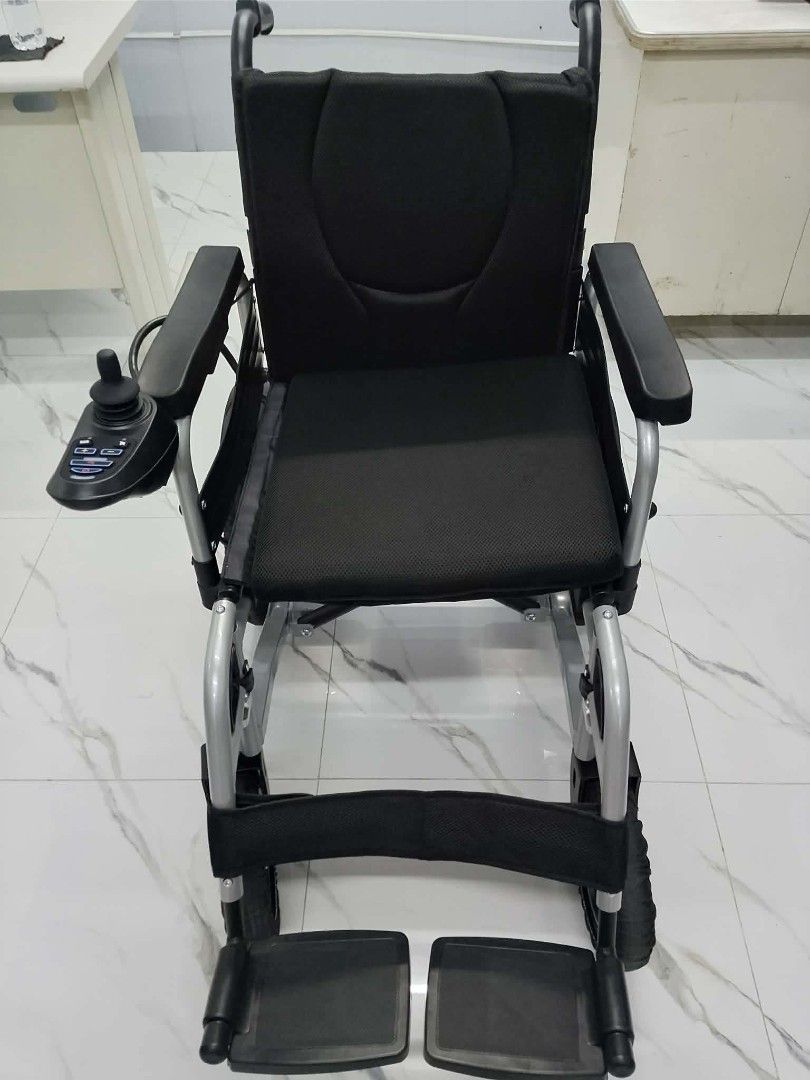 Electric Wheelchair (Category: Medical Supplies & Tools) located in Quezon City. Submitted by judaimedonlineshop23 (Listing ID 1467154196, Image 2). Description: electric wheelchair BRANDNEW COD GCASH BANK PICK UP COD.