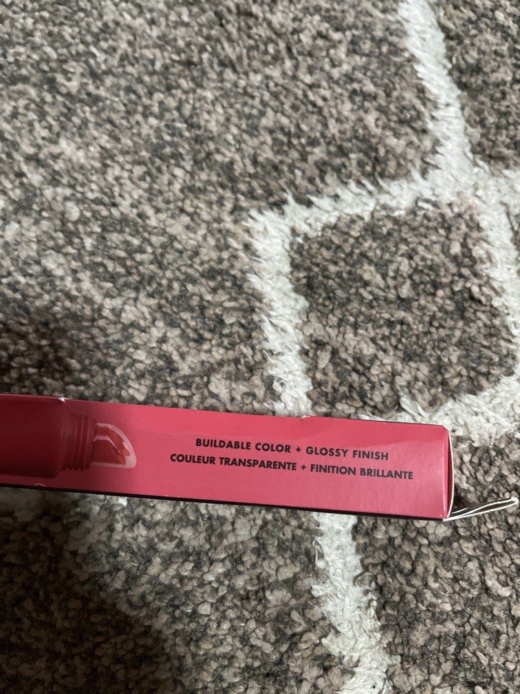 Elfglow reviver melting lip balm from U.S (Category: Makeup) located in Manila. Submitted by ty_imported_goods (Listing ID 1466984110, Image 2). Description: Original from U.S .