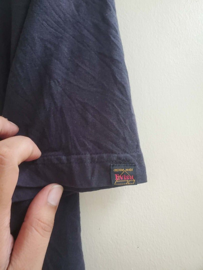 Evisu (Category: Activewear) located in Caloocan City. Submitted by tony_montana0421 (Listing ID 1467120655, Image 3). Description: .