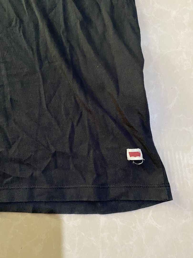 Excellent Condition Size: Medium Width: 20 Length: 30 Cr: 9.5/10 Issue: None (Category: Tshirts & Polo Shirts ) located in Lupon. Submitted by johnthrift_517 (Listing ID 1467111994, Image 2). Description: .