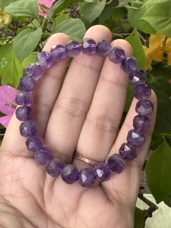 (Category: ) located in . Submitted by selling_low_by_bella_ben (Listing ID 1467092528, Image 1). Description: .