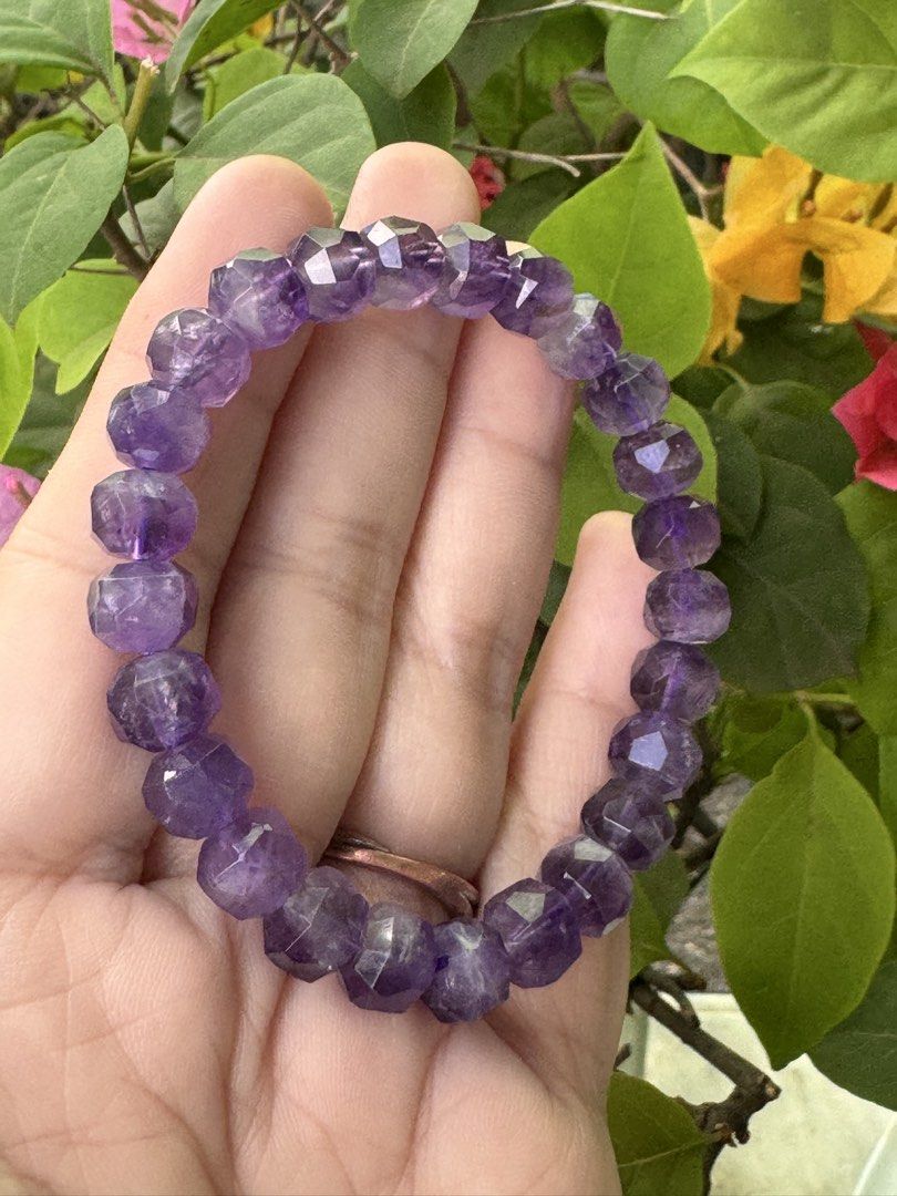 FACETED AMETHYST 🍏 M7_AM012 (Category: Precious Stones) located in Bulacan. Submitted by selling_low_by_bella_ben (Listing ID 1467092528, Image 2). Description: FACETED AMETHYST 🍏 M7_AM012 🏷️ 580 9+ mm (1pc) 🏷️ 560 8+ mm (3pcs) 16 cm wrist.