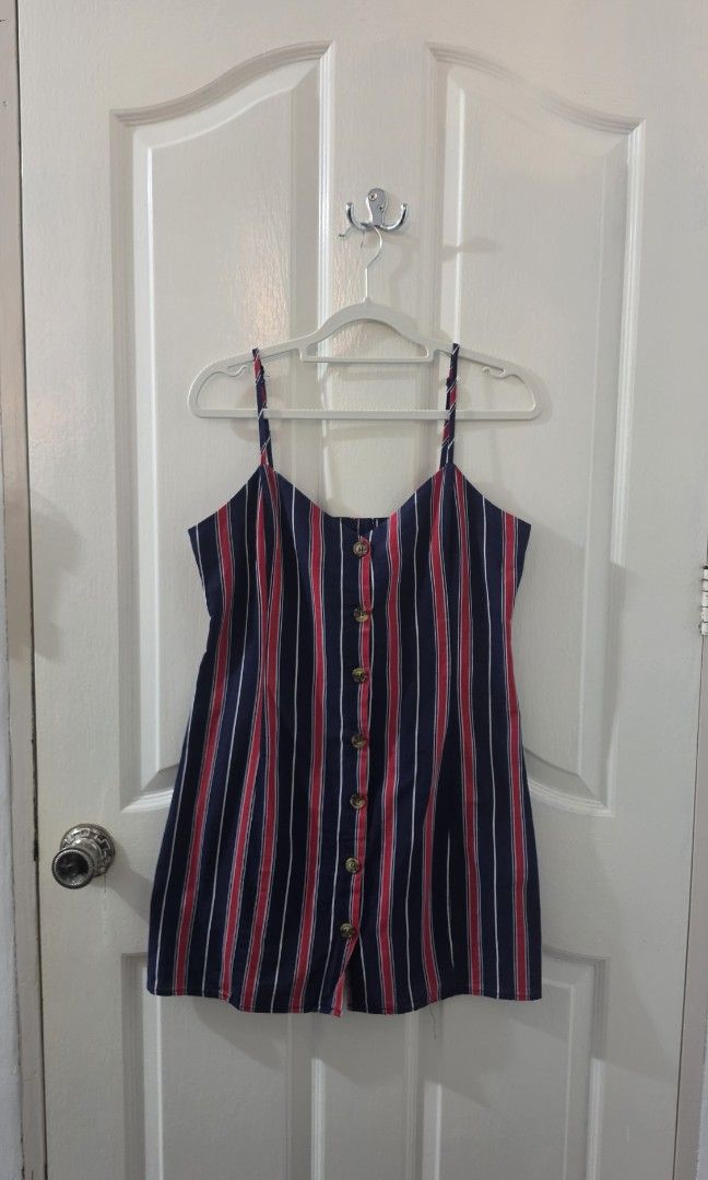 Factorie Striped Mini Dress (Category: Dresses) located in Dasmarinas. Submitted by 32mimimi (Listing ID 1467078299, Image 2). Description: 100% cotton.