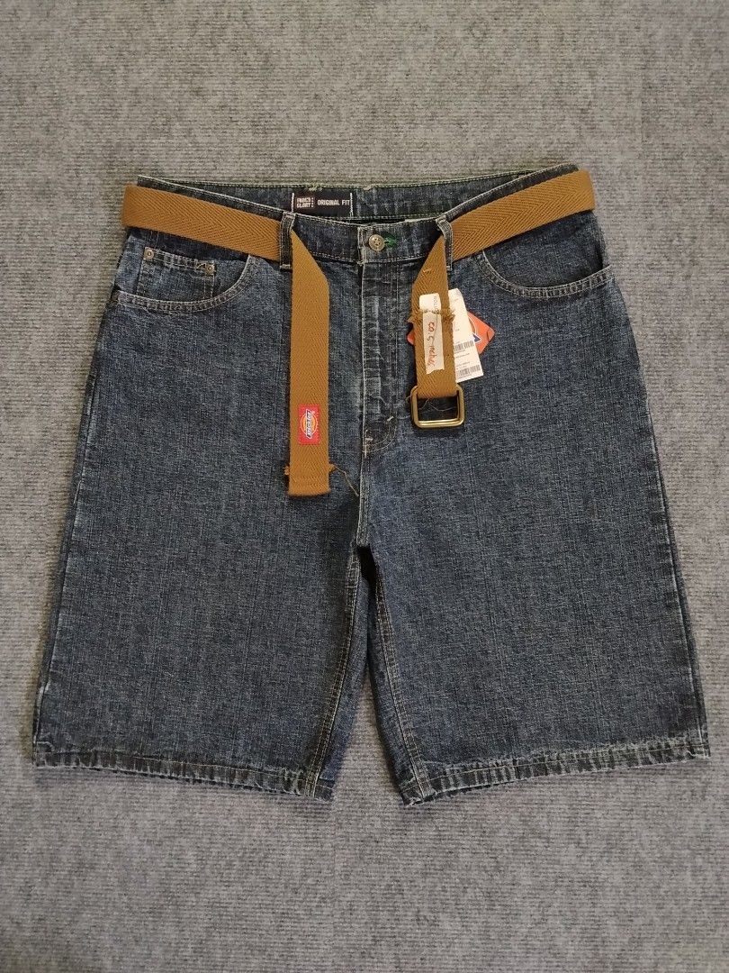 FADED GLORY JORTS (Category: Shorts) located in Kalibo. Submitted by ionsthrift (Listing ID 1467145385, Image 2). Description: 📌Ugaliing mag basa palagi, pra iwas tanong o aberya. 📌Wag na mag offer kng hndi nman kayang panindigan or bibilhin. Dahil once na nag offer ka dpat sure ka. 📌Please, manage your expectation nlng, halos lahat po ng items ay galing ukay, denedeclare ko nman pag my issue, pro pasensya na pag meron akong di napansin, lalo 