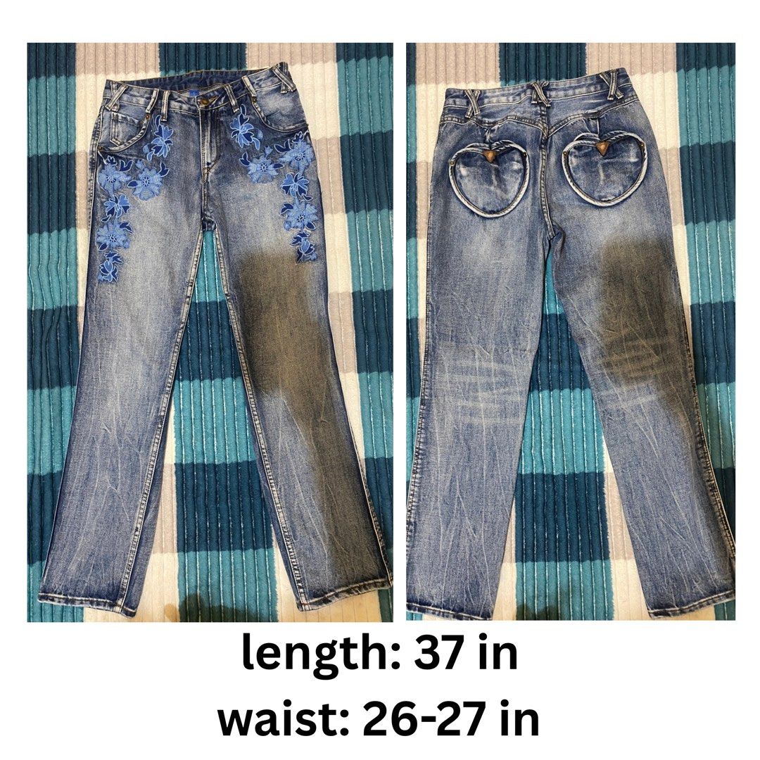 fairy cottagecore embroided jeans (Category: Jeans) located in Manila. Submitted by pchyomi (Listing ID 1467125412, Image 1). Description: .