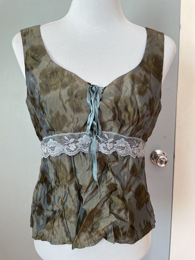 Fairy green top (Category: Sleeveless) located in Abucay. Submitted by tap-thrift (Listing ID 1467035073, Image 1). Description: .