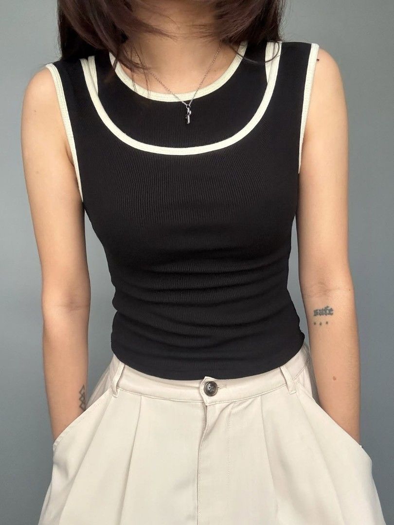 faux 2pc ribbed ringer multiway top (Category: Sleeveless) located in Legazpi City. Submitted by z.ehranicole (Listing ID 1467129669, Image 3). Description: xs to s.