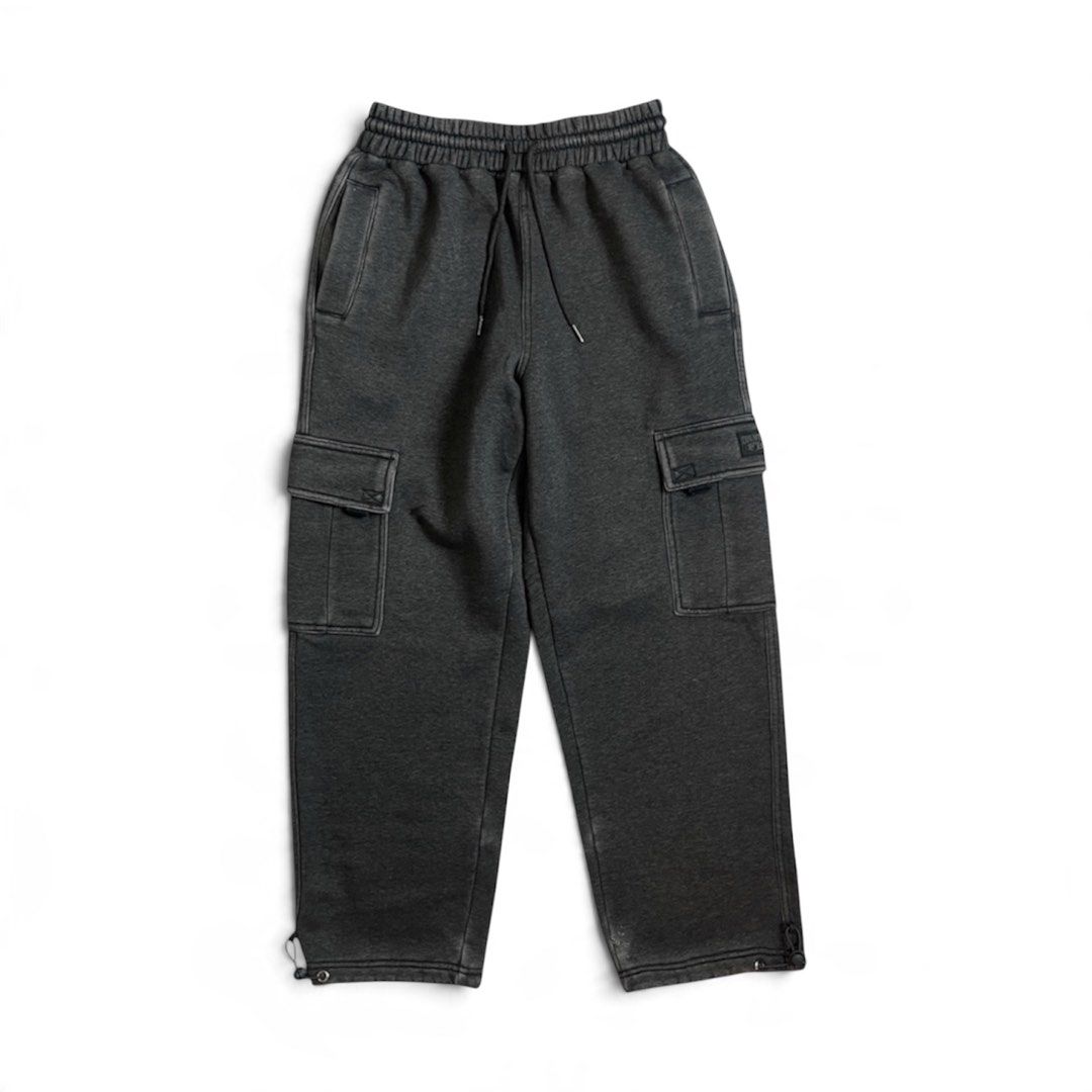 Fb County Pants Heavyweight Baggy Cargo (WASHED GRAY) (Category: Joggers) located in Taguig. Submitted by _blisskarte_ (Listing ID 1467121802, Image 2). Description: Price: ₱1,500 Fb County Pants Heavyweight Baggy Cargo (WASHED GRAY) • width: 30-34 • length: 42 • leghole: 9 📍Guadalupe Cembo, Taguig 🚚Via J&T / Lalamove / Meet-up.
