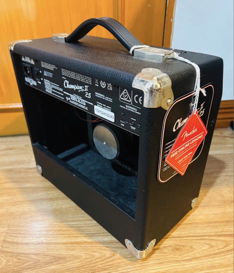 Fender Champion II 25 Guitar Amplifier (Category: Musical Instruments) located in Santa Rosa. Submitted by pure.taftshop (Listing ID 1467068234, Image 2). Description: - 25-watt power output, perfect for home practice - Built-in effects and versatile amp voices to shape your sound - Convenient front-panel input jack, auxiliary input, and headphone output - Serial number and power specs clearly printed on the rear panel RFS: got surprised for a be