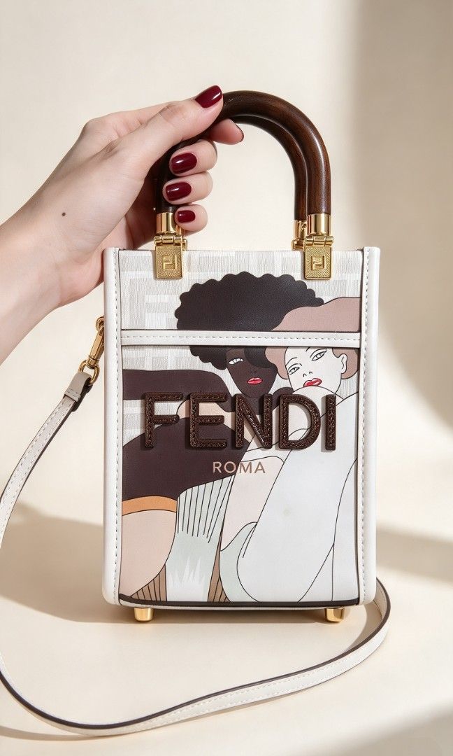 FENDI Cellphone Bag (Category: Luxury Bags & Wallets) located in Makati City. Submitted by themarketden (Listing ID 1467158863, Image 2). Description: Japan Sourced.