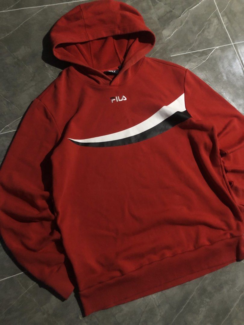 Fila Mid embroided script (Category: Coats, Jackets and Outerwear) located in Manila. Submitted by buksthrifthing (Listing ID 1466976009, Image 3). Description: 23 by 28 Large to xL No issue Excellent condi Fresh from bale .
