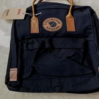 （分類：）位於 。 由 carrollbahringer 提交（商品編號 1467091816，圖片 1）。簡介： 。