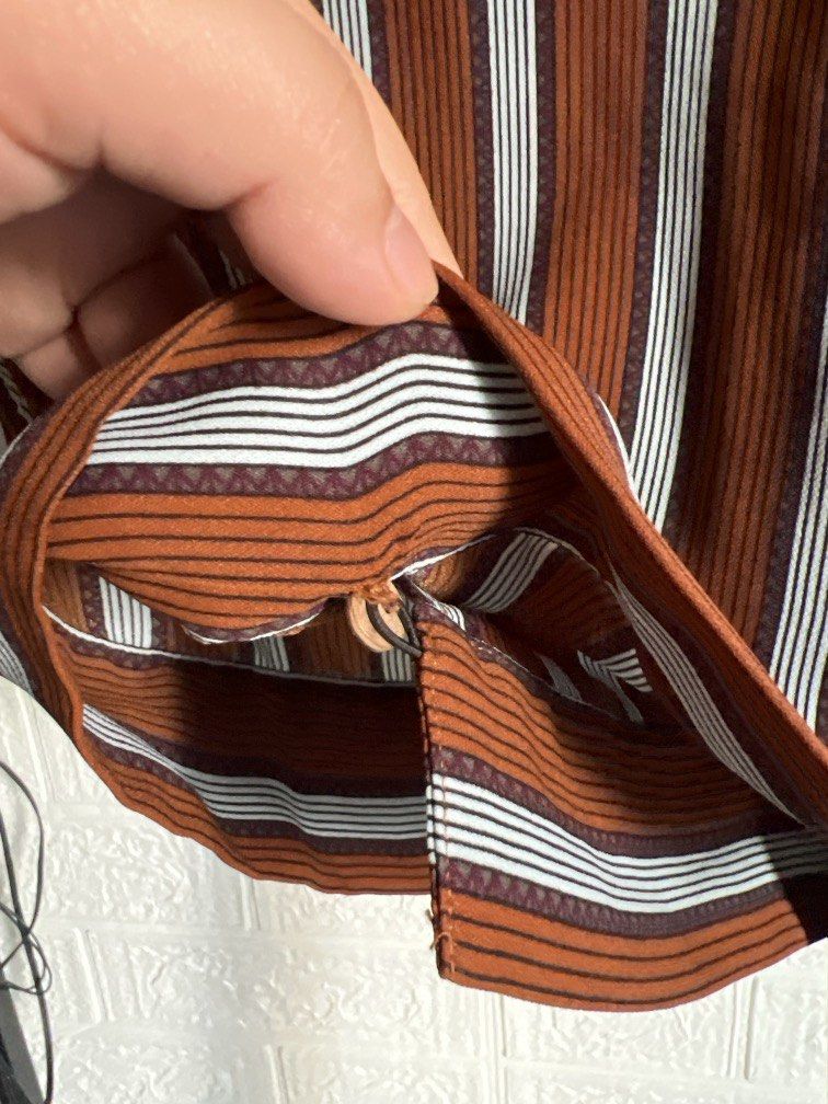 For Me Striped Blouse (Category: Blouses) located in Dagupan City. Submitted by go.kluttery (Listing ID 1467043689, Image 3). Description: .