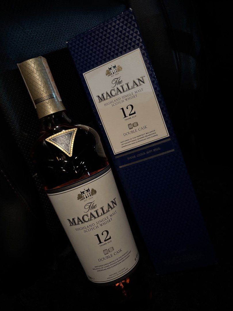 For sale below srp (Category: Beverages) located in Pasay City. Submitted by lanskyall (Listing ID 1467022007, Image 2). Description: Blue label and macallan .