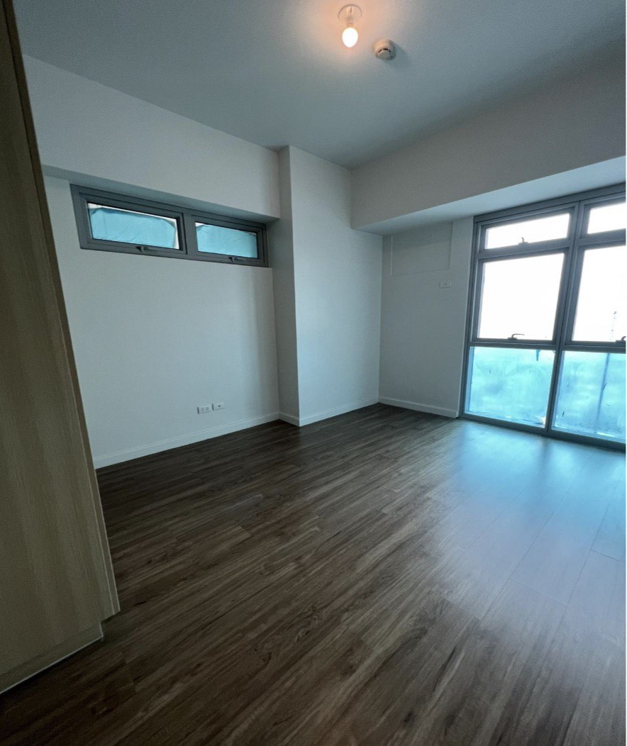 (Category: ) located in . Submitted by aaronlua (Listing ID 1467019061, Image 1). Description: .