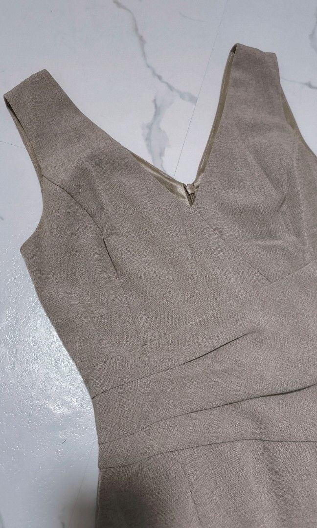 FORCAST dress original (Category: Dresses) located in Cavite. Submitted by csl_corner (Listing ID 1467030616, Image 2). Description: FORCAST dress original size AU4 eu32 fits small women like new✨ selling low OG price 7k++.