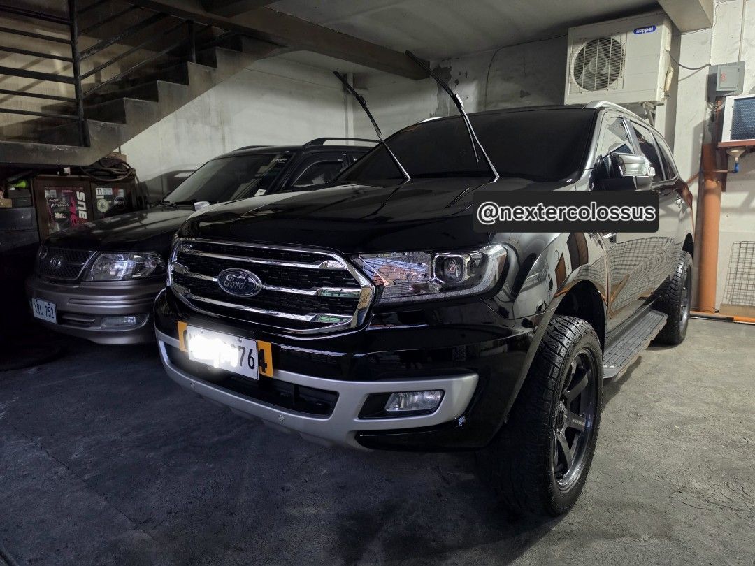 Ford Everest (Category: Used Cars) located in Pateros City. Submitted by nextercolossus (Listing ID 1462734076, Image 1). Description: For Sale 2020 Ford Everest 4WD 2.0 Bi-Turbo Absolute Black Current odometer reading is 18,500 kms (original, untampered) Features and description: - 10-speed automatic transmission without any issues - 4 Wheel Drive system - Panoramic sunroof / moonroof - Ford Sync 3 Infotainment with Apple Carplay and Android Aut