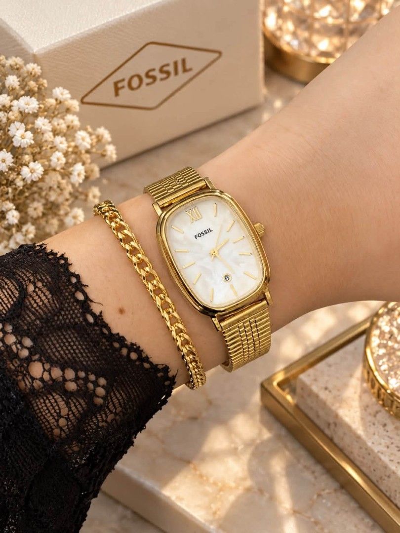 Fossil watch (Category: Luxury Watches) located in Manila. Submitted by maricelbal37348 (Listing ID 1467088426, Image 3). Description: .
