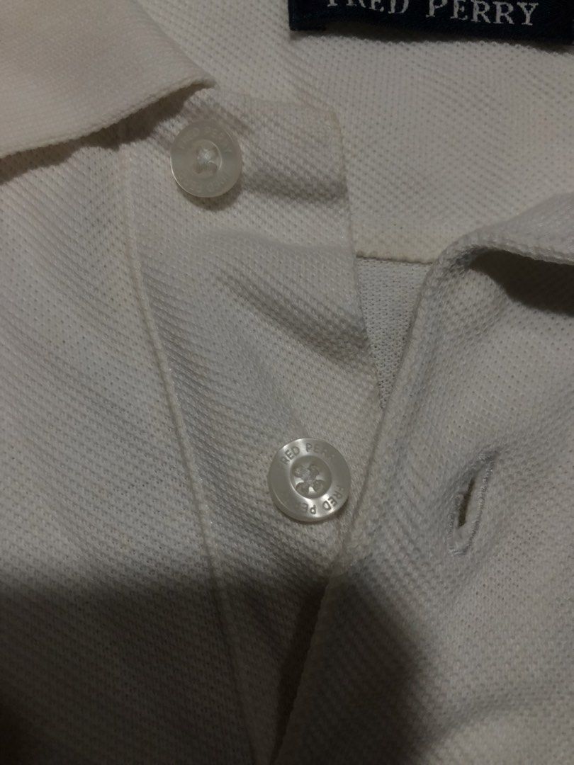 FRED PERRY POLO (Category: Tshirts & Polo Shirts ) located in Manila. Submitted by 7venthreaded_ (Listing ID 1467008245, Image 3). Description: NO ISSUE COMPLETE TAGS DIMES 19.5/27 SIZE MEDIUM LOC QUEZON CITY.